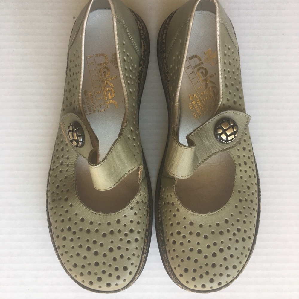 Rieker green mary jane shoes